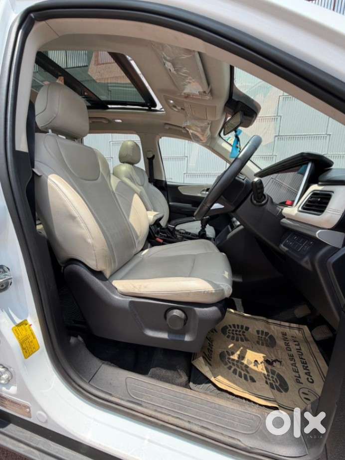 Mahindra Xuv700 2.2 Ax 7 Diesel Mt Str, 2022, Diesel