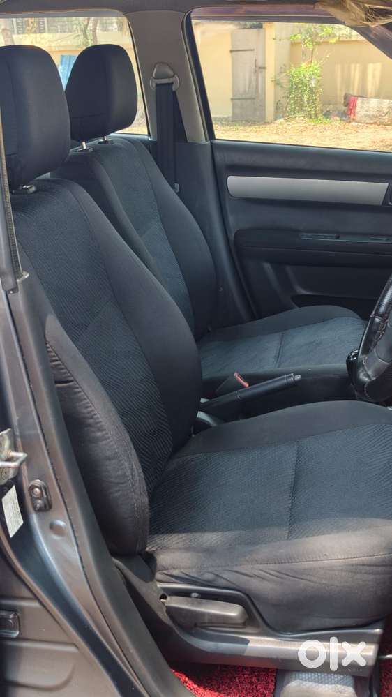 Maruti Suzuki Swift Vxi + Manual, 2010, Petrol