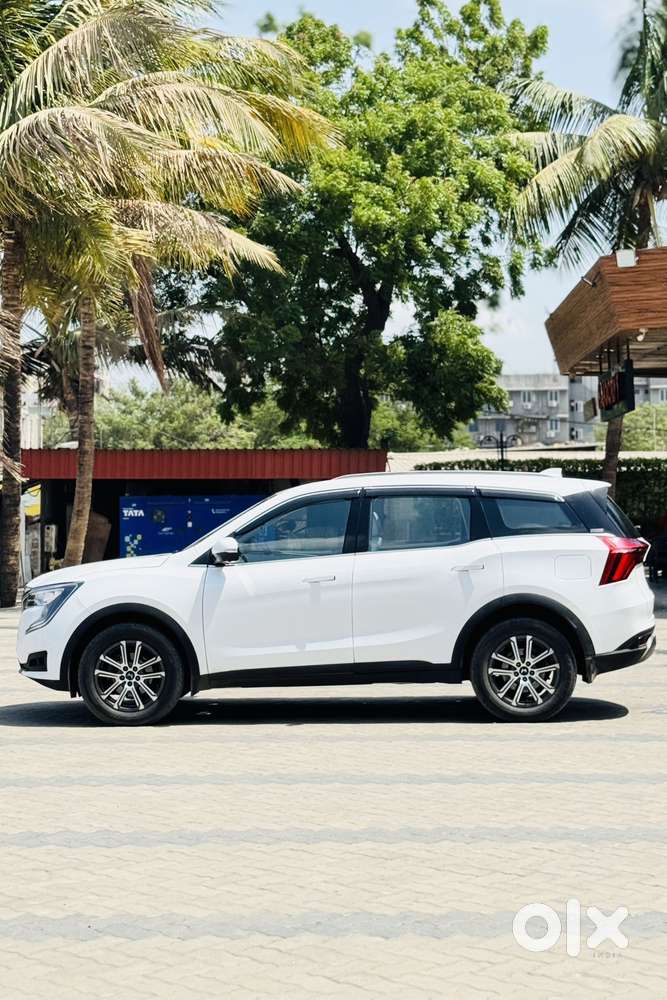 Mahindra Xuv700 2.2 Ax 7 Diesel At Luxury Pack Str, 2025, Diesel