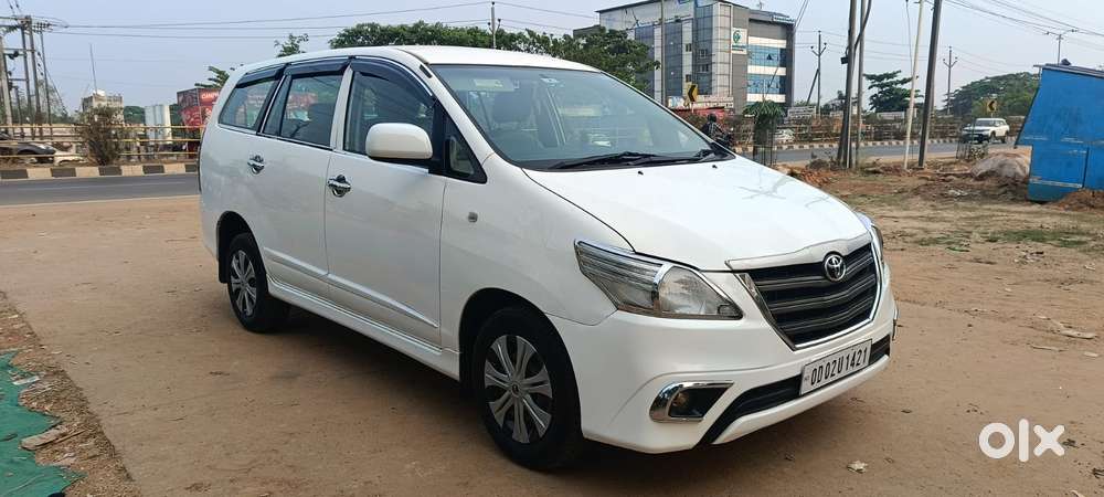 Toyota Innova 2.5 G (diesel) 8 Seater, 2015, Diesel