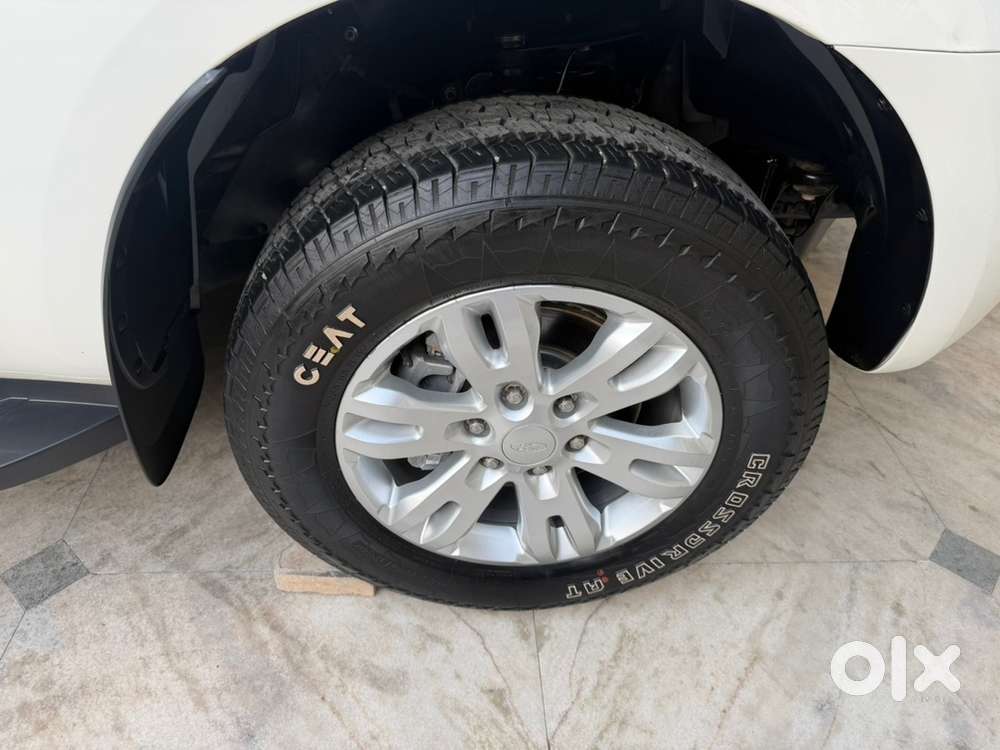 2017 Ford Endeavour 60,000 Kms Only