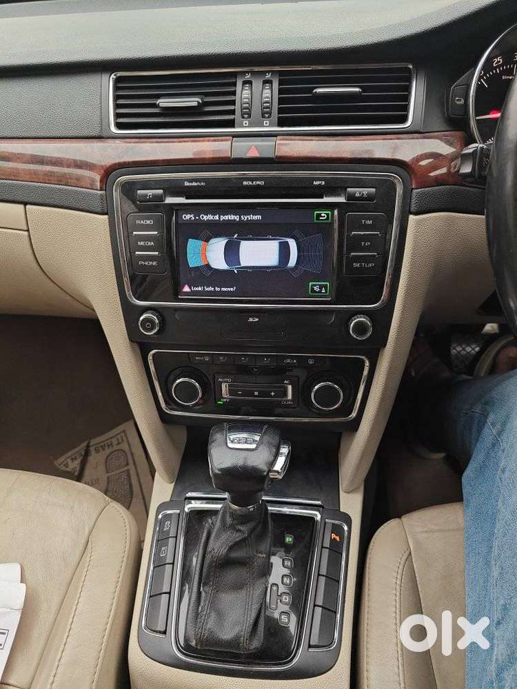 Skoda Superb Sportline 2.0 Tdi At, 2012, Diesel