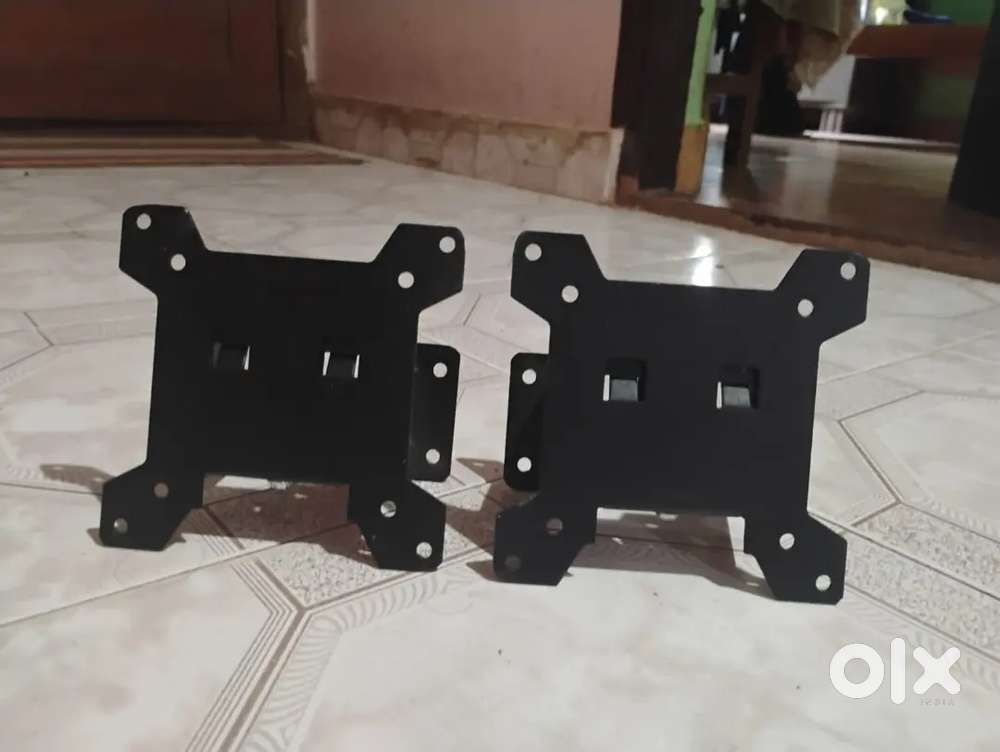 full-motion LED/LCD/PC monitor wall mount brackets