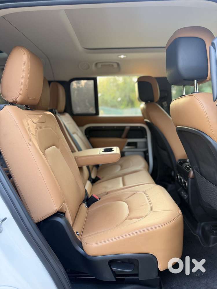 Land Rover Defender 3.0 L 130 Hse, 2023, Petrol