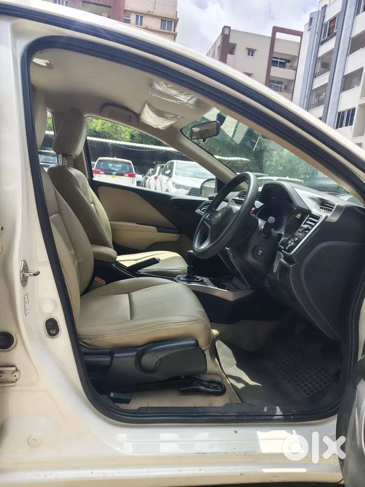 Honda City 1.5 V Mt, 2015, Petrol