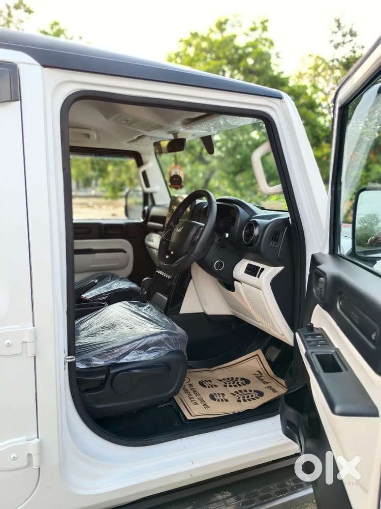 Mahindra Thar Roxx Mx3 Petrol At 2wd, 2025, Petrol