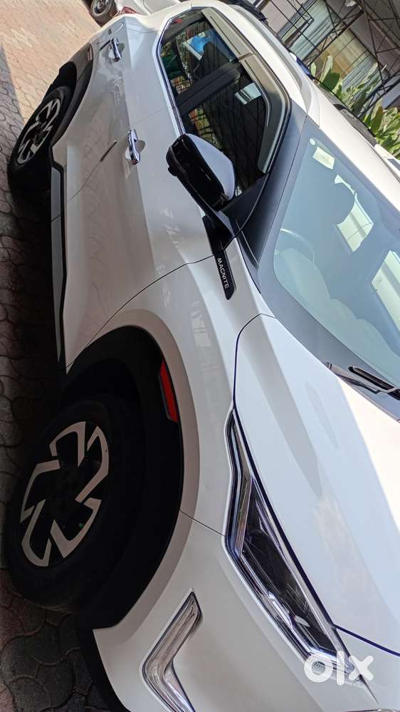 Nissan Magnite 1.0 Xv Premium Turbo Cvt, 2023, Petrol