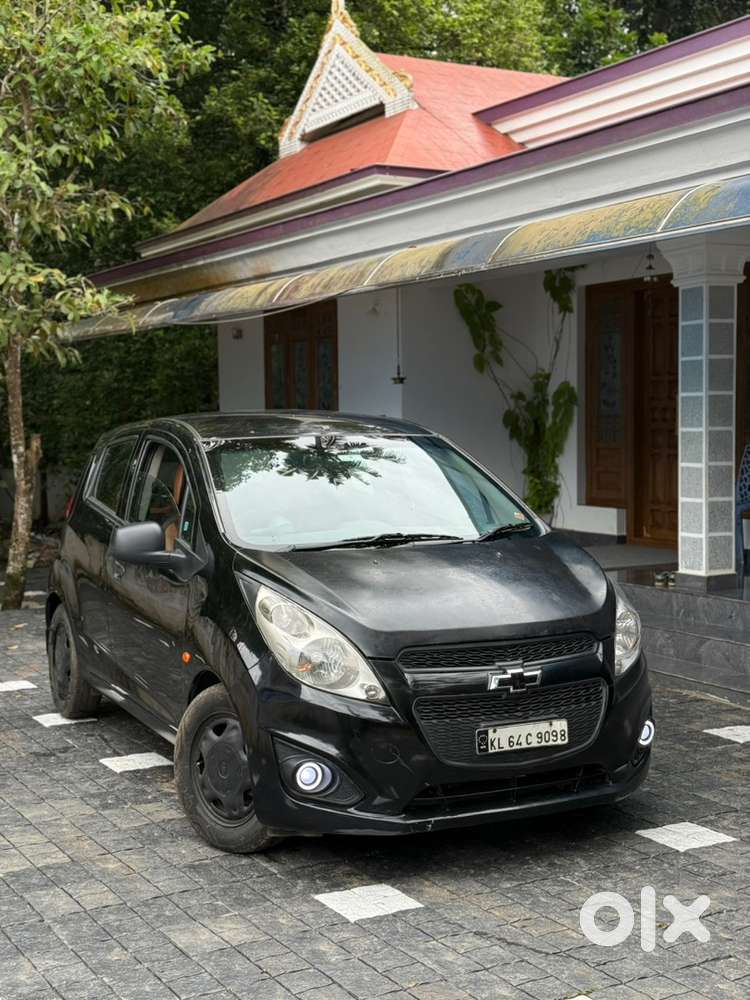 Chevrolet Beat Petrol 2015