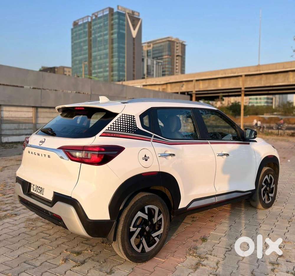 Nissan Magnite 1.0 Xv, 2023, Petrol