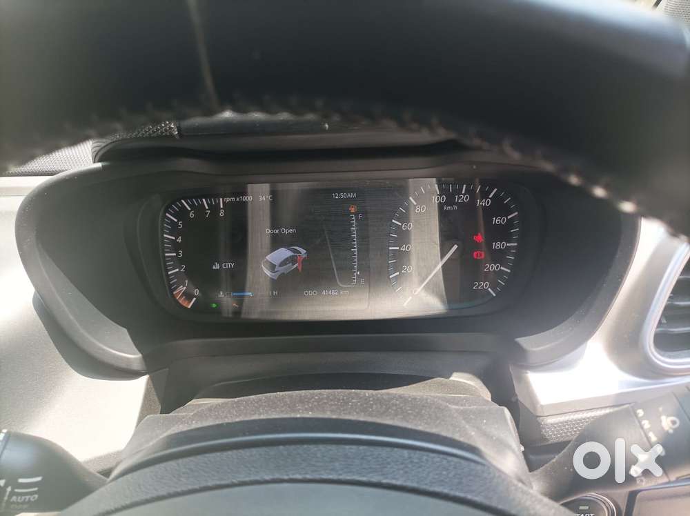 Tata Altroz 1.2 Xz Plus Petrol, 2021, Petrol