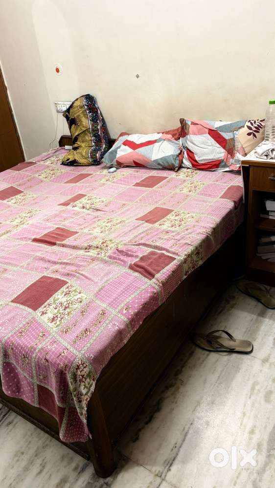 Double bed