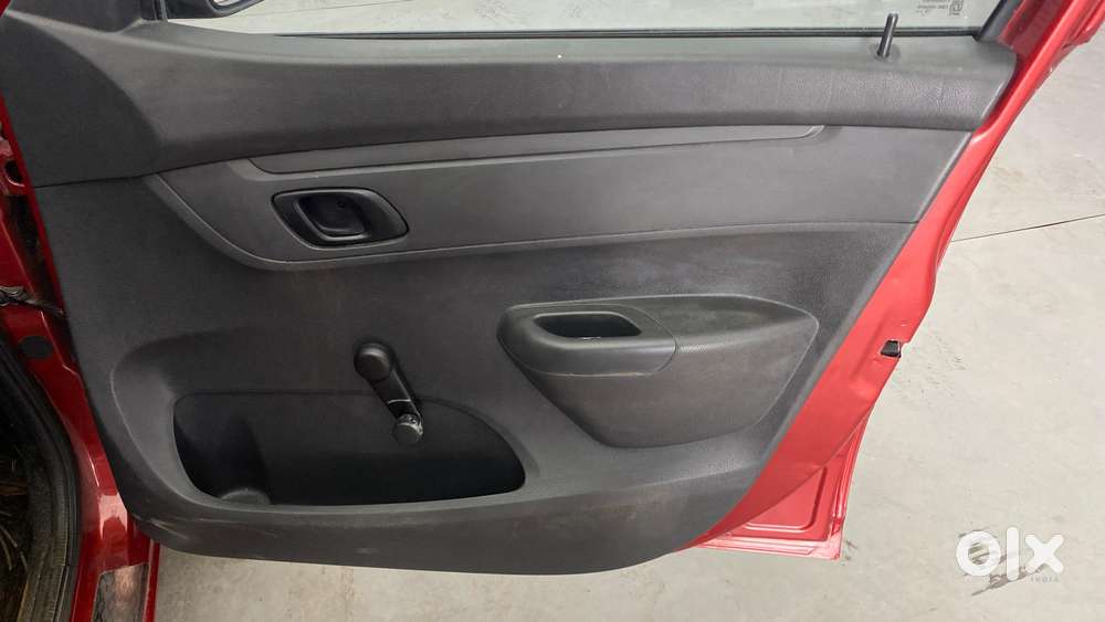 Renault Kwid Rxe, 2015, Petrol