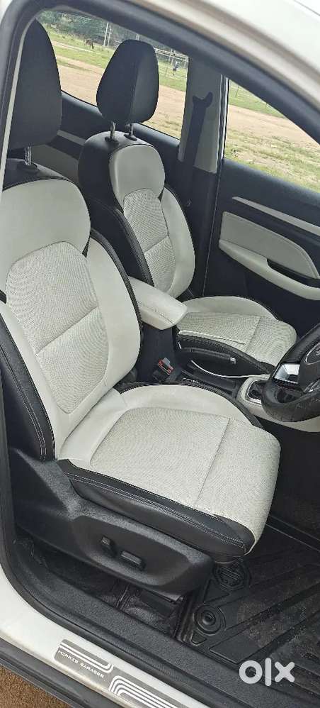 Mg Astor Zs Petrol 2025