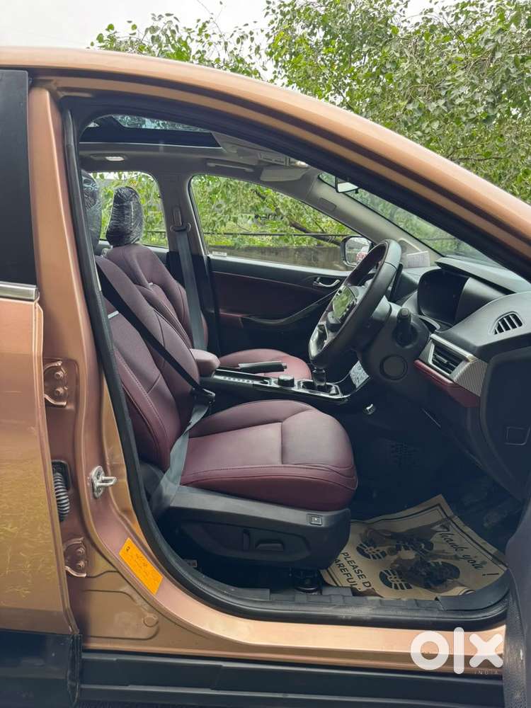 Tata Curvv Accomplished S 1.2 Revotron Petrol 7dca, 2025, Petrol