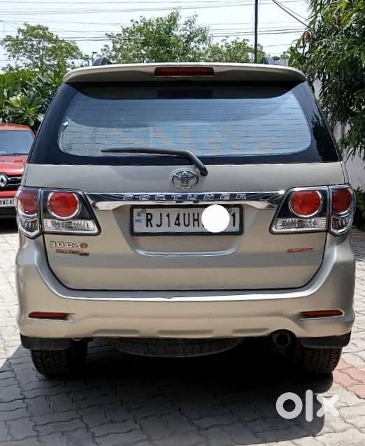 Toyota Fortuner 4x4 At, 2015, Diesel