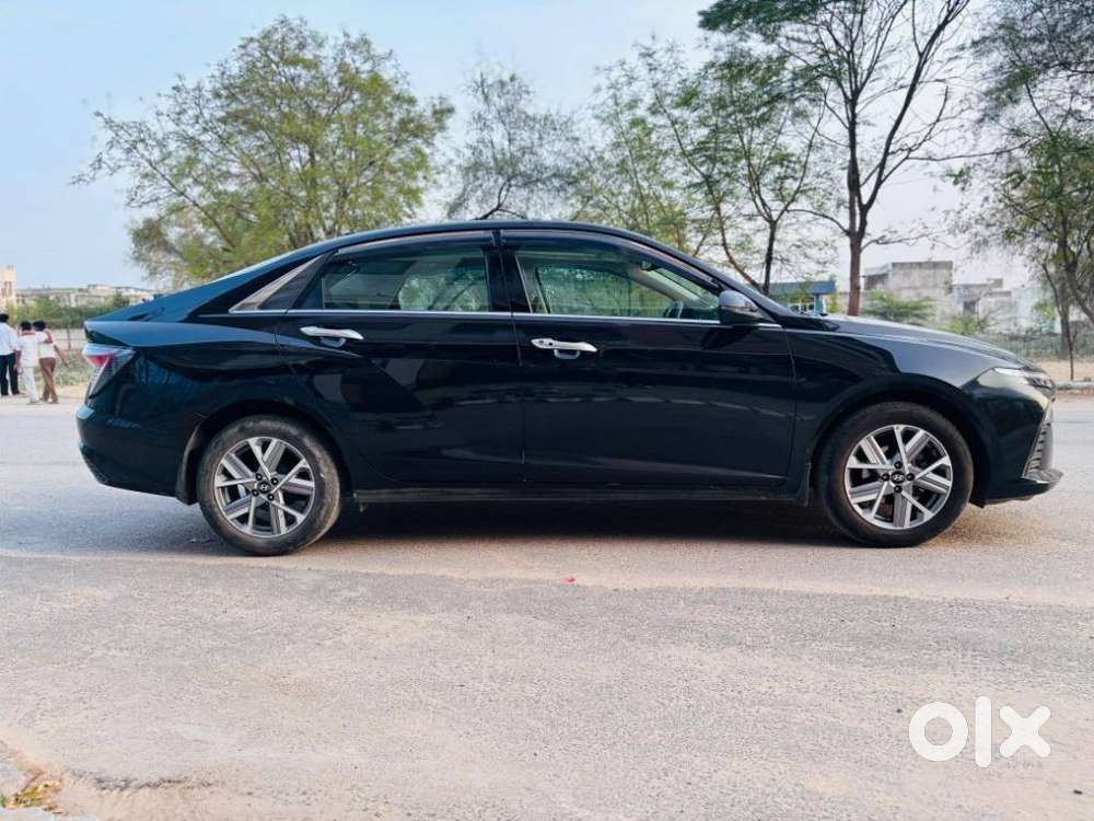 Hyundai Verna, 2023, Petrol