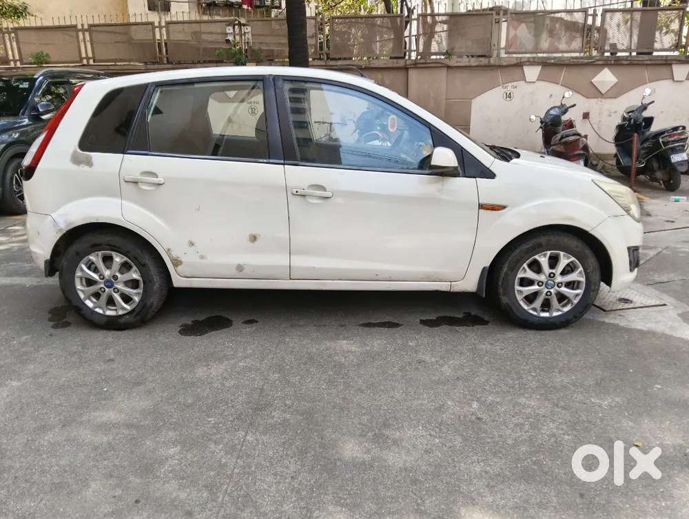 Ford Figo 1.2 Petrol 2013