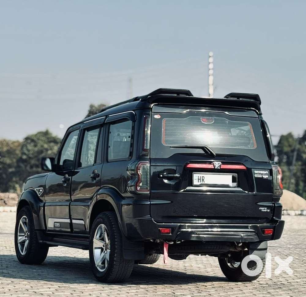 Mahindra Scorpio Classic 2.2 S 11 Mt 7 Str, 2023, Diesel