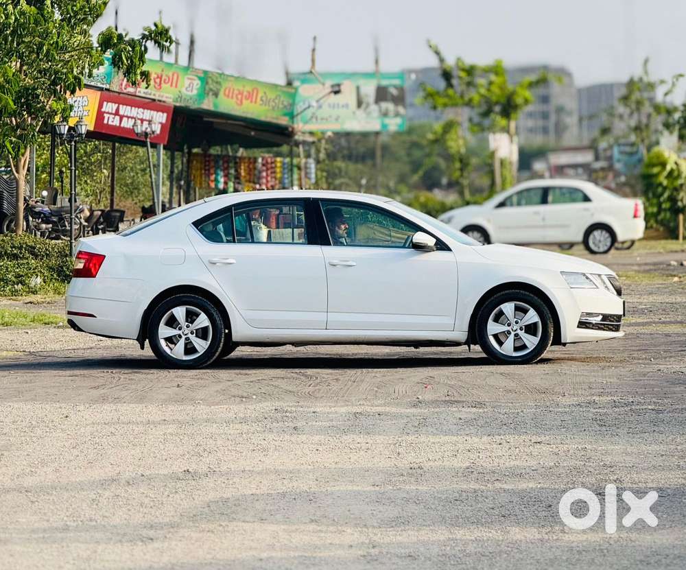 Skoda Octavia 2.0 Tdi Style Plus At, 2017, Diesel