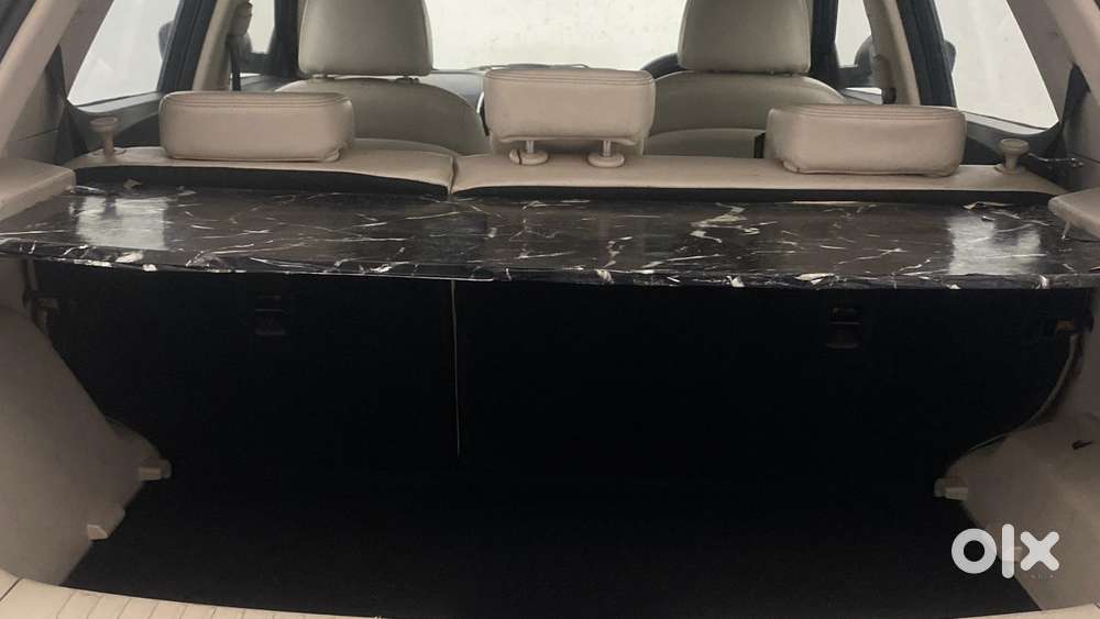 Mahindra Xuv300 W8 Option Diesel, 2021, Diesel