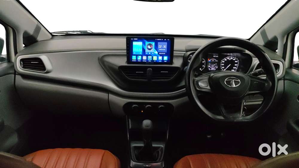 Tata Altroz 1.2 Xe, 2020, Petrol