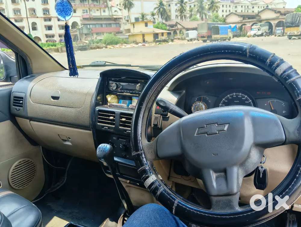 Chevrolet Tavera Neo 3