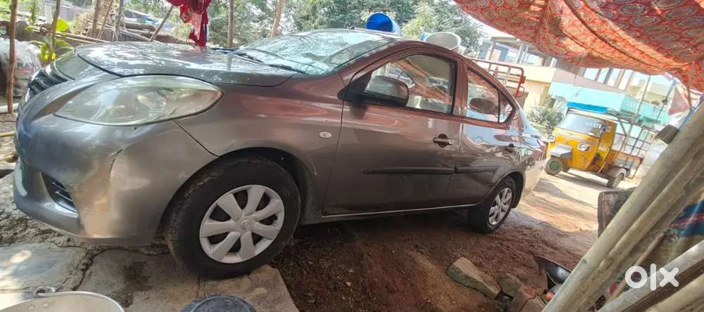 Nissan Sunny 2014 Petrol 80000 Km Driven