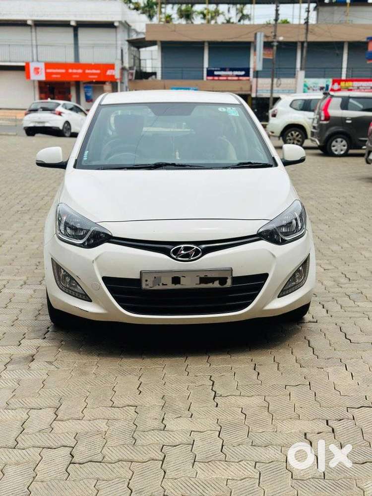 Hyundai I20 1.4 Sportz, 2014, Petrol