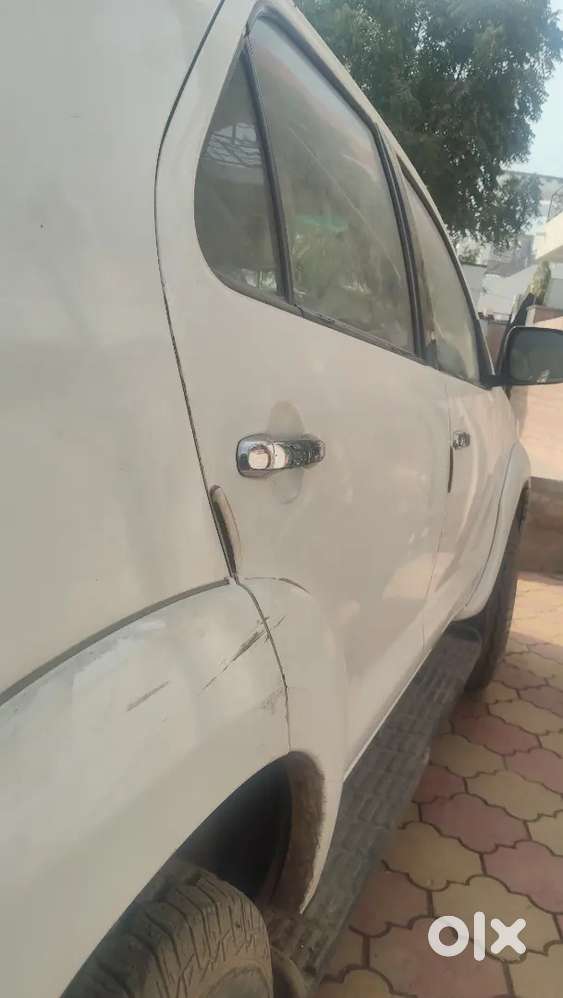 Toyota Fortuner Legender 2013