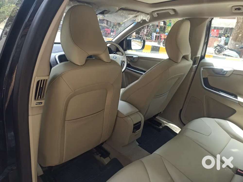 Volvo Xc60 2016 Diesel 75000 Km Driven