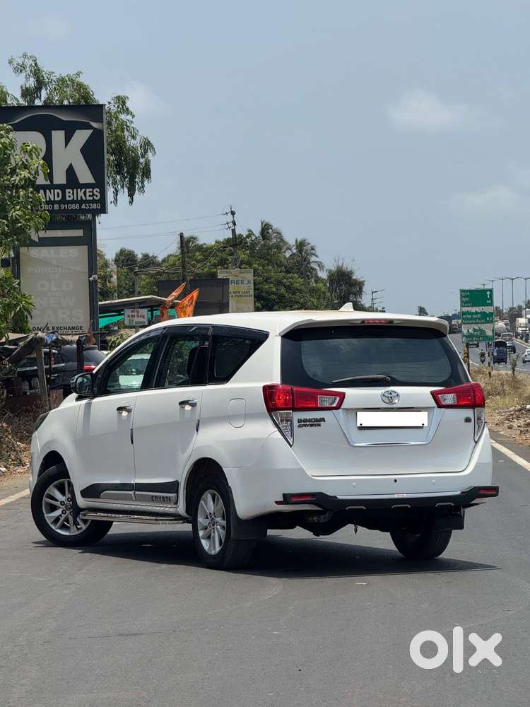 Toyota Innova Crysta 2.4 G Mt, 2017, Diesel