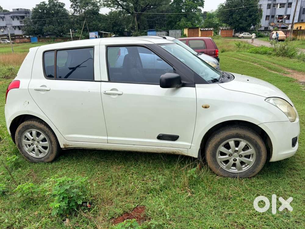 Maruti Suzuki Swift 2010 Petrol Well Maintained