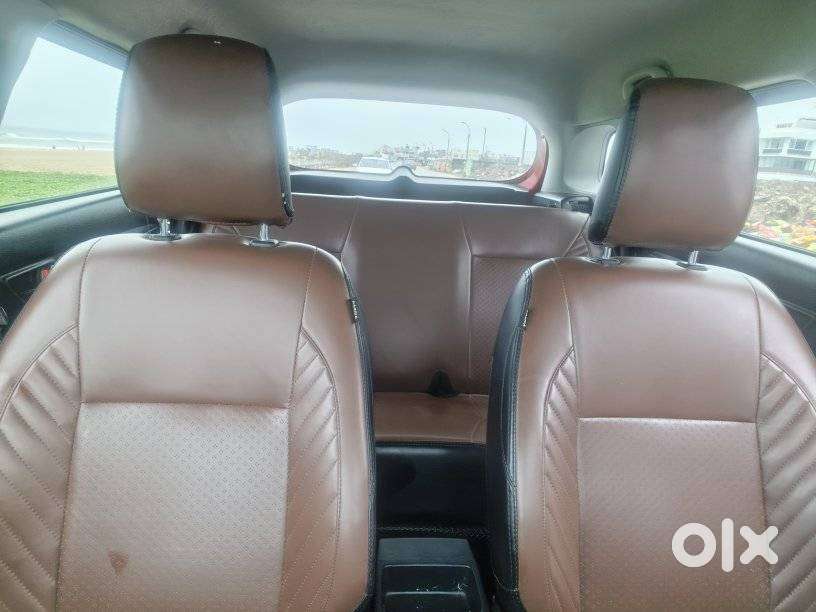 Maruti Suzuki Brezza 1.5 Lxi Smart Hybrid, 2024, Petrol