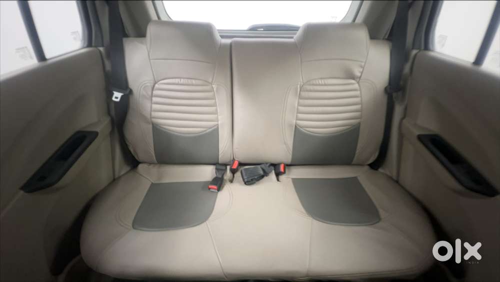 Maruti Suzuki Celerio Zxi Optional Amt, 2017, Petrol