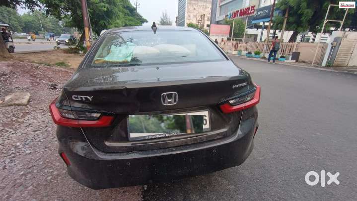 Honda City 1.5 V Mt Exclusive, 2023, Petrol