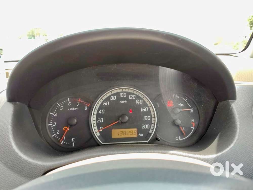 Maruti Suzuki Swift Vxi + Manual, 2006, Petrol