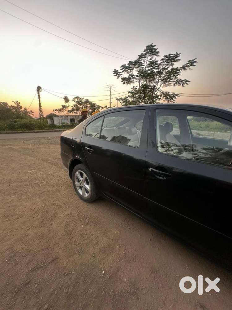 Good Condition Newly Installed Ambience Light Back Camera New Display