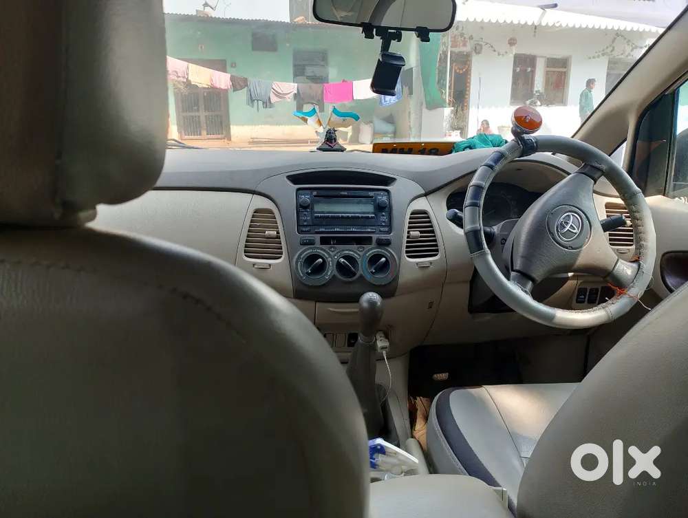 Toyota Innova 2.5 G