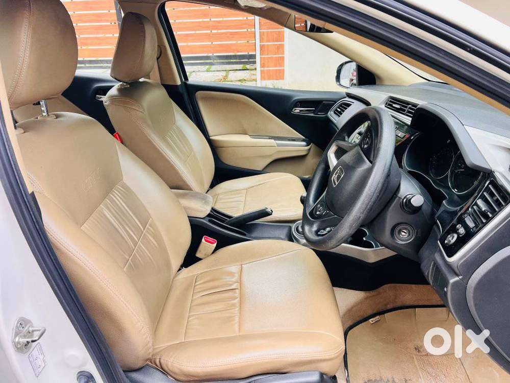 Honda City 1.5 V 4th Gen I-vtec Mt, 2016, Petrol