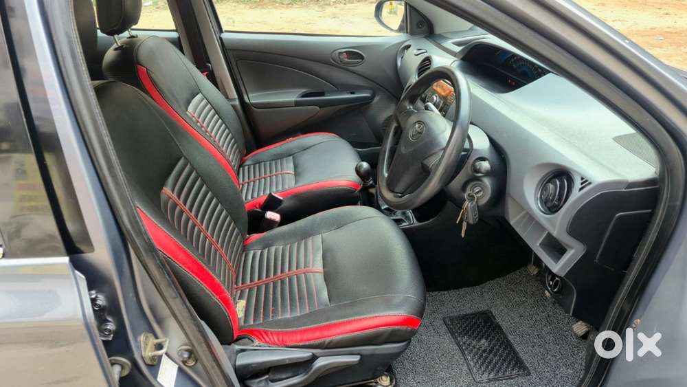 Toyota Etios Liva, 2013, Petrol