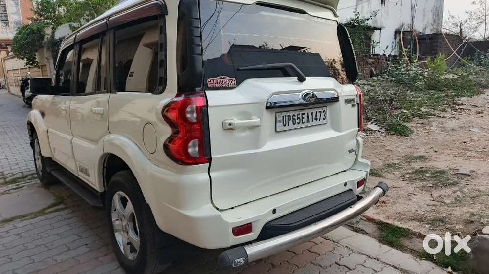 S11 Showroom Condition Gadi Hai Yah Hai