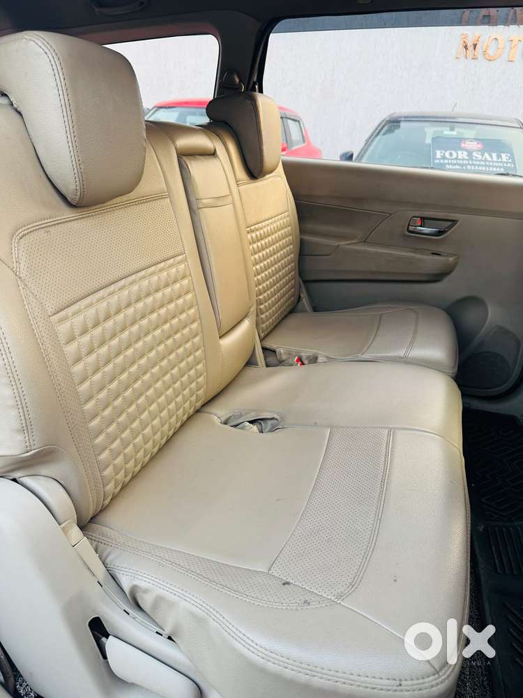 Maruti Suzuki Ertiga Vxi Abs Bs Iv, 2025, Petrol