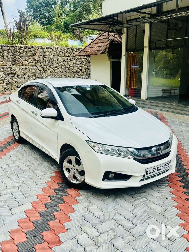 Honda City I-vtec V, 2017, Petrol