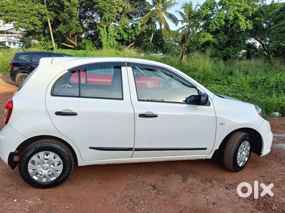 Nissan Micra Xl2017 Petrol 35000 Km Driven.show Room Condition