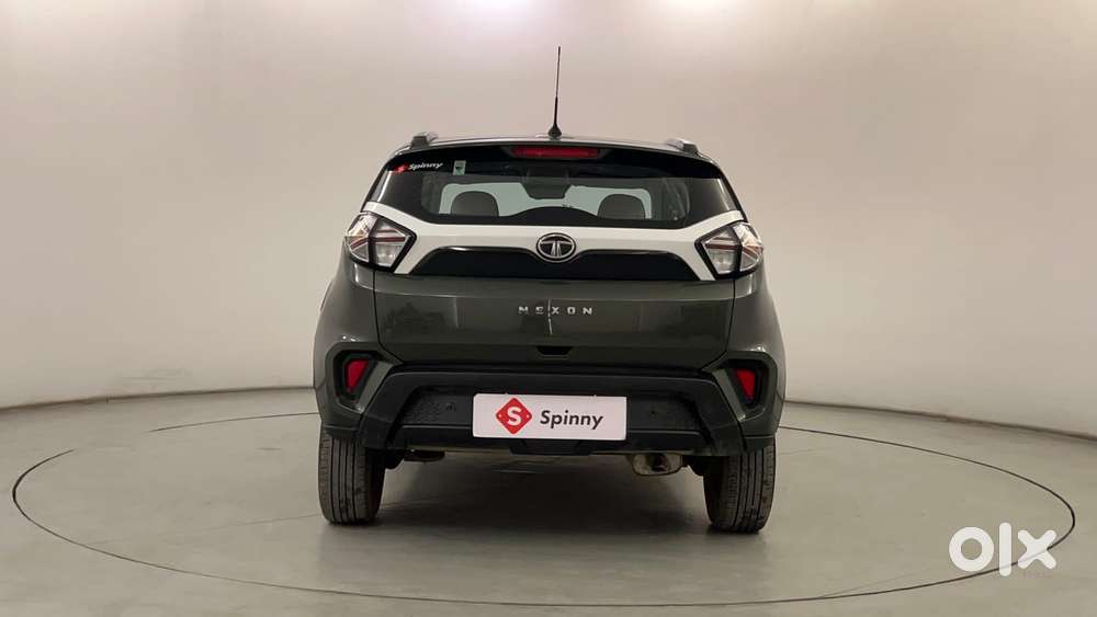 Tata Nexon 1.2 Revotron Xma Amt (s), 2022, Petrol