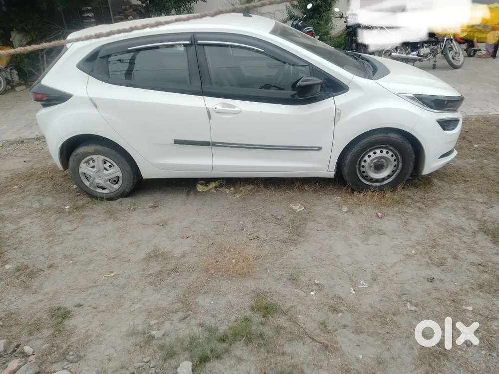 Tata Altroz 1.2 Petrol Manual 2021