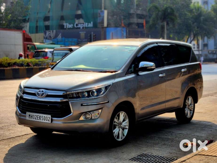 Toyota Innova Crysta