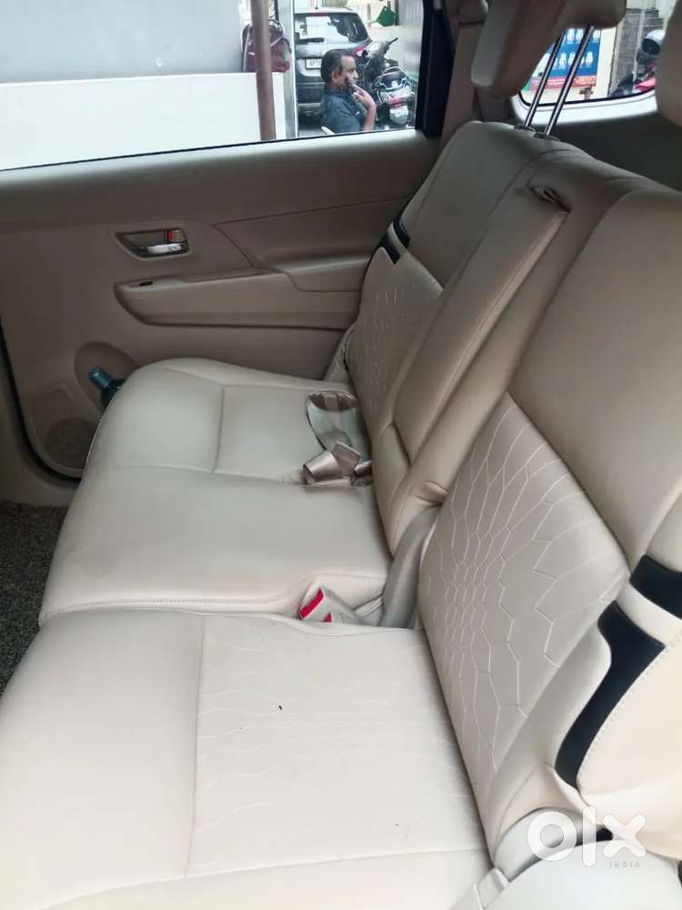 Maruti Suzuki Ertiga 2024 Petrol Manual