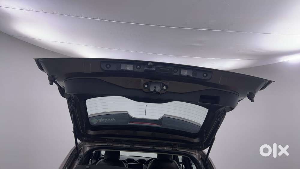 Nissan Magnite 1.0 Xv Premium Turbo Cvt, 2021, Petrol