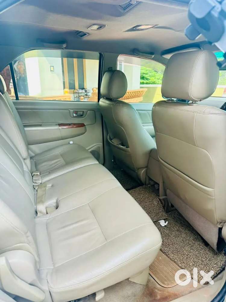 Toyota Fortuner Diesel 2011 Manual